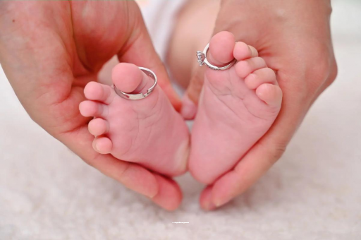 新疆孕妇多久肚子变大